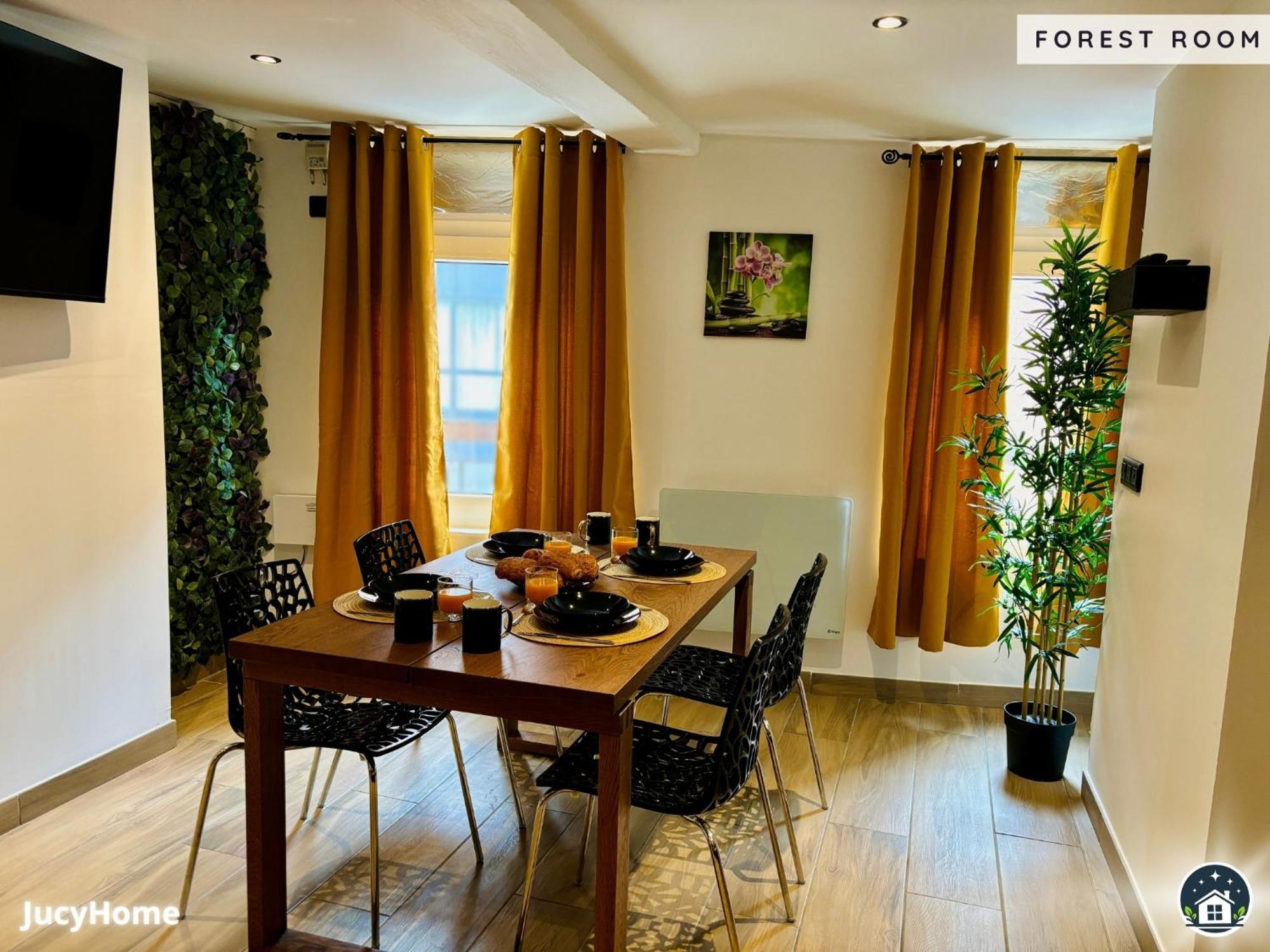 Forest Valenciennes Kültér fotó
